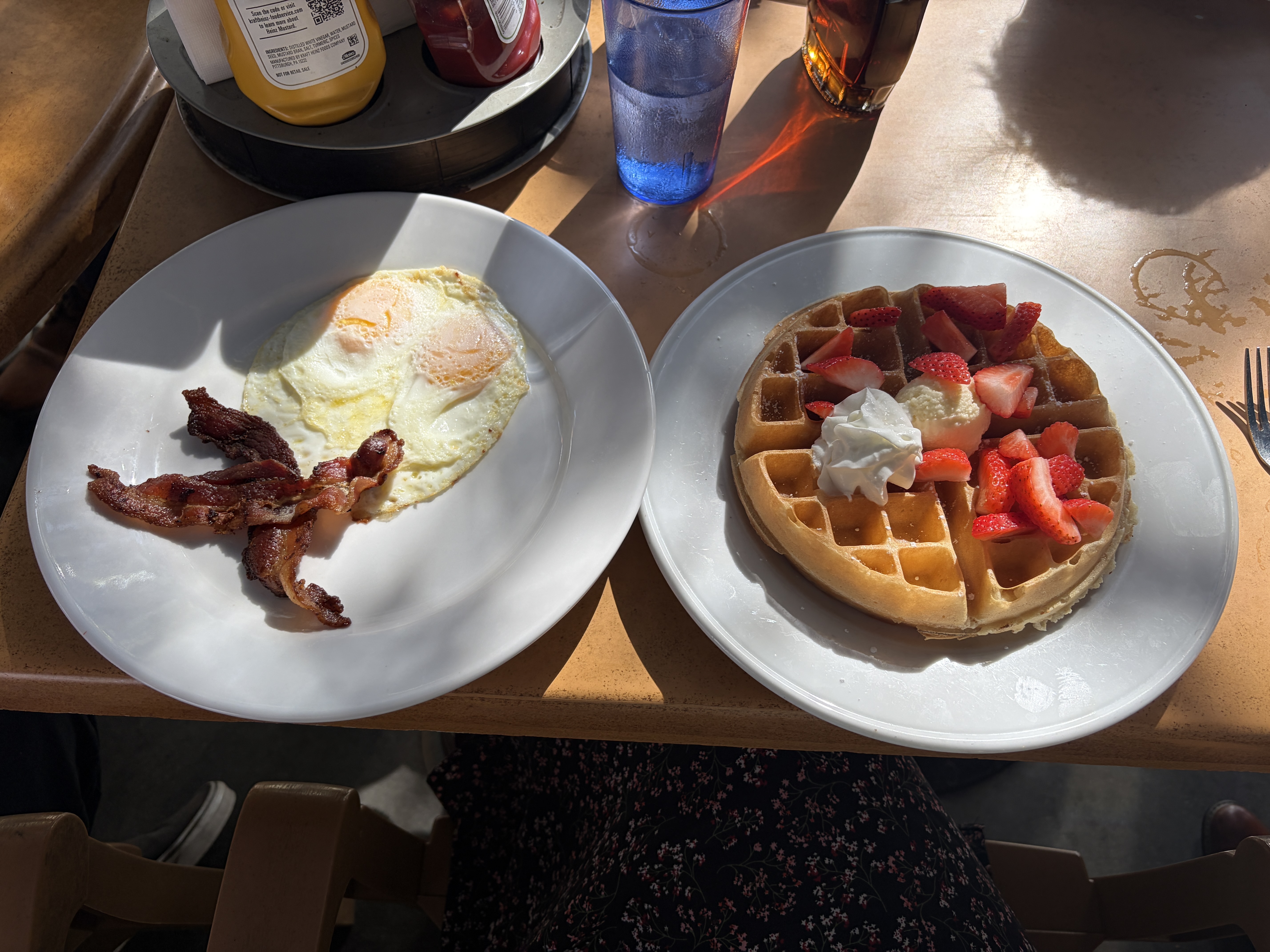 Photos from Megglie's review of Studio Diner (2 of 2)